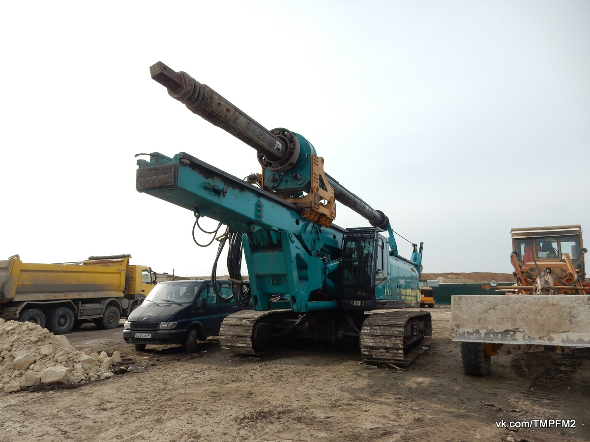 Буровая машина Sunward SWDM 28A. Крым, Симферопольский район