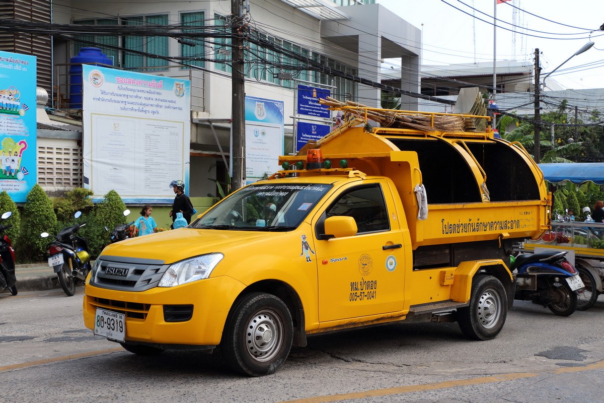 Мусоровоз на шасси Isuzu Spark #80-9319. Таиланд, Патонг