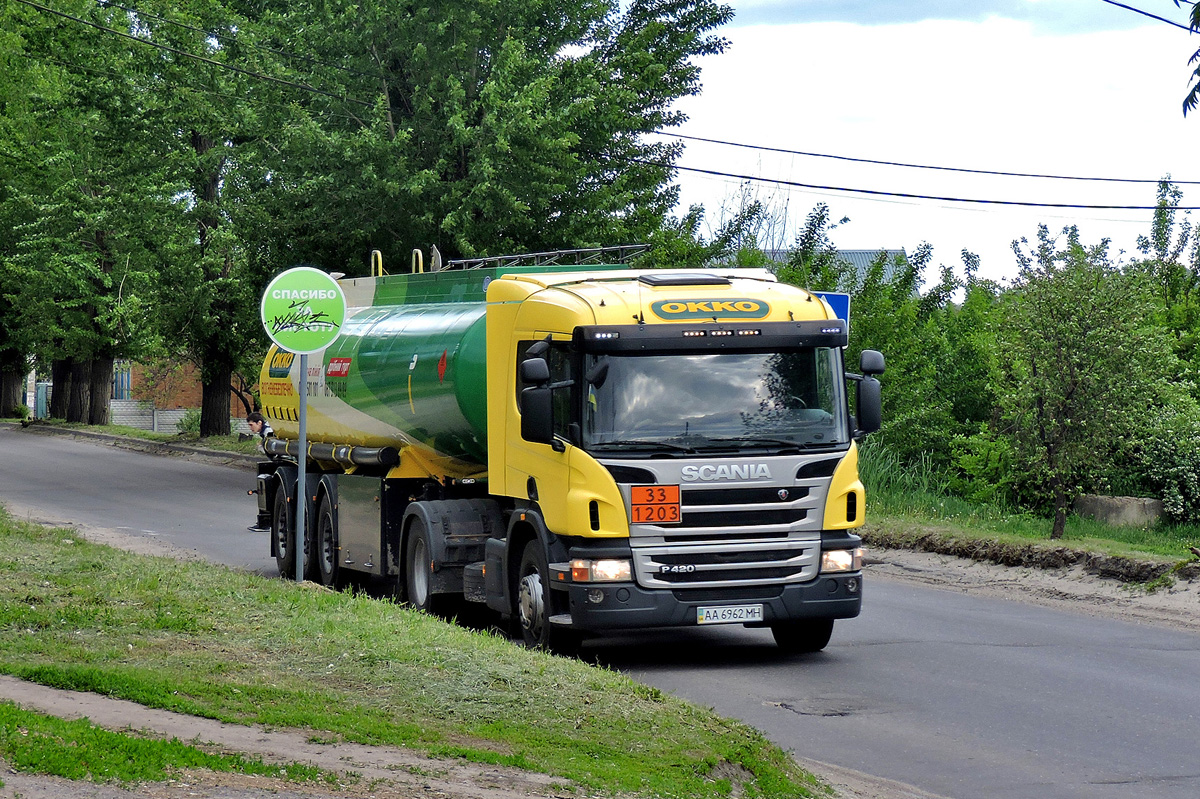 Седельный тягач Scania Р420 с полуприцепом-цистерной Ros Roca  #АА 6962 МН. Харьковская область, г. Харьков, Краснодарская улица