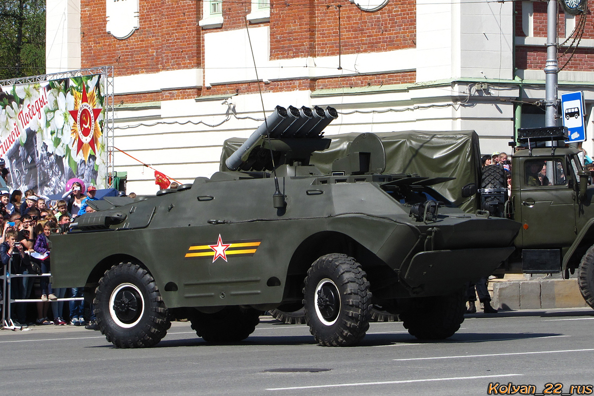 Боевая машина 9П148 ПТРК "Конкурс" на базе БРДМ-2. Новосибирск, Красный проспект