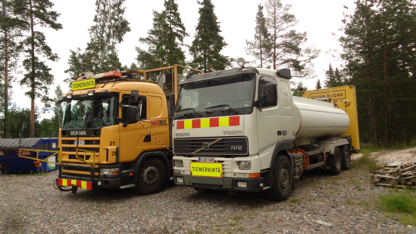 Комплекс для нанесения  дорожной разметки на базе автомобилей  Volvo FH12 #CJK-140 и Scania #ILA-411. Финляндия, Вантаа
