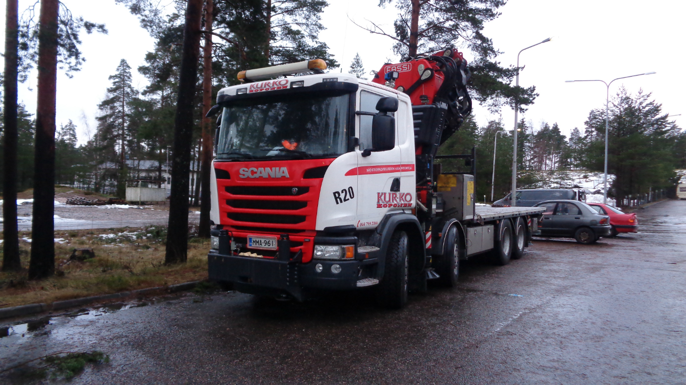 Автомобиль с грузоподъёмным краном на базе Skania #MMA-961. Финляндия, Вантаа