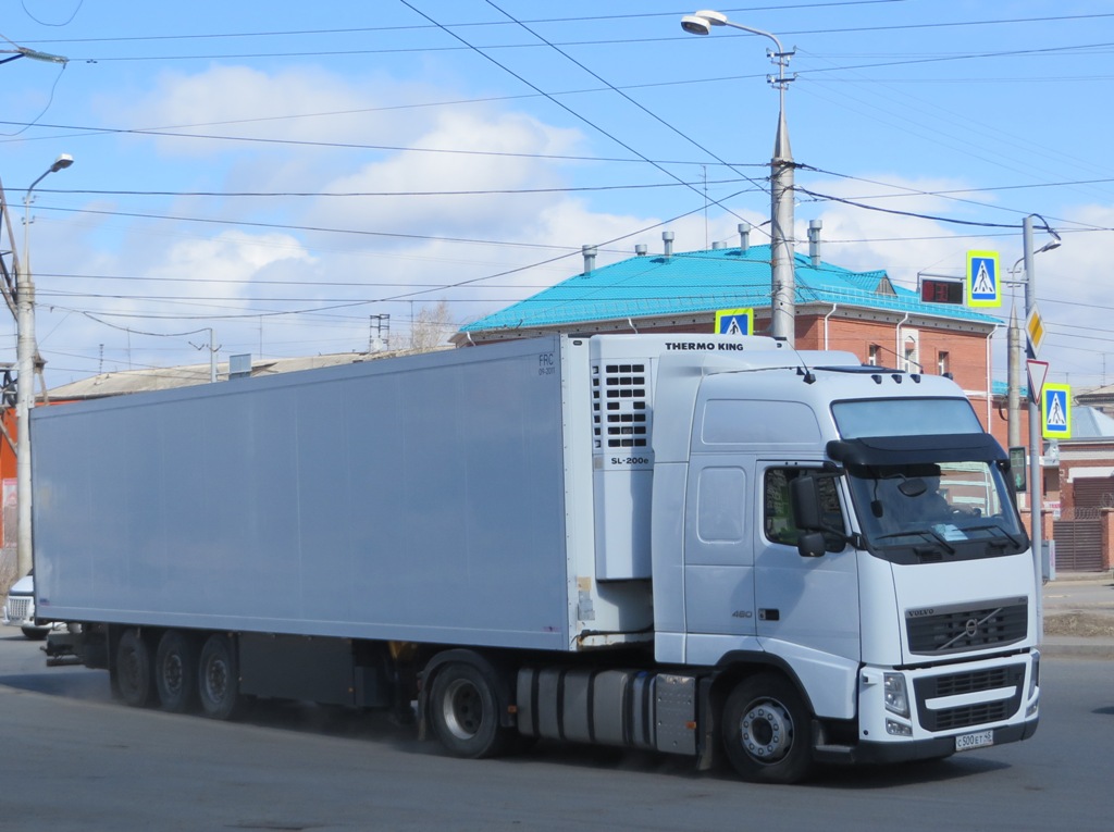 Седельный тягач Volvo FH 460 #С 500 ЕТ 45. Курган, улица Бурова-Петрова