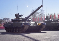 основной танк Т-72. г. Самара, пл. им. В. В. Куйбышева