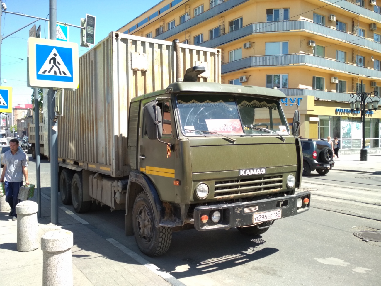 Грузовой автомобиль КамАЗ-???? #О296ЕЕ163. г. Самара, ул. Ленинградская