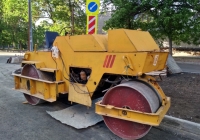 Дорожный каток. г. Самара, ул. Луначарского