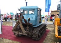 Трактор ДТ-54. Алтайский край, Павловский район, в окрестностях посёлка Прутской