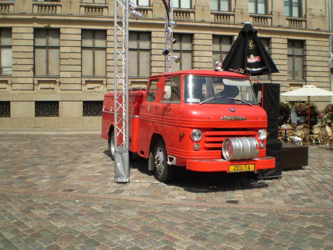 Пожарный втомобиль на шасси Volvo #ZELTA. Латвия, Рига