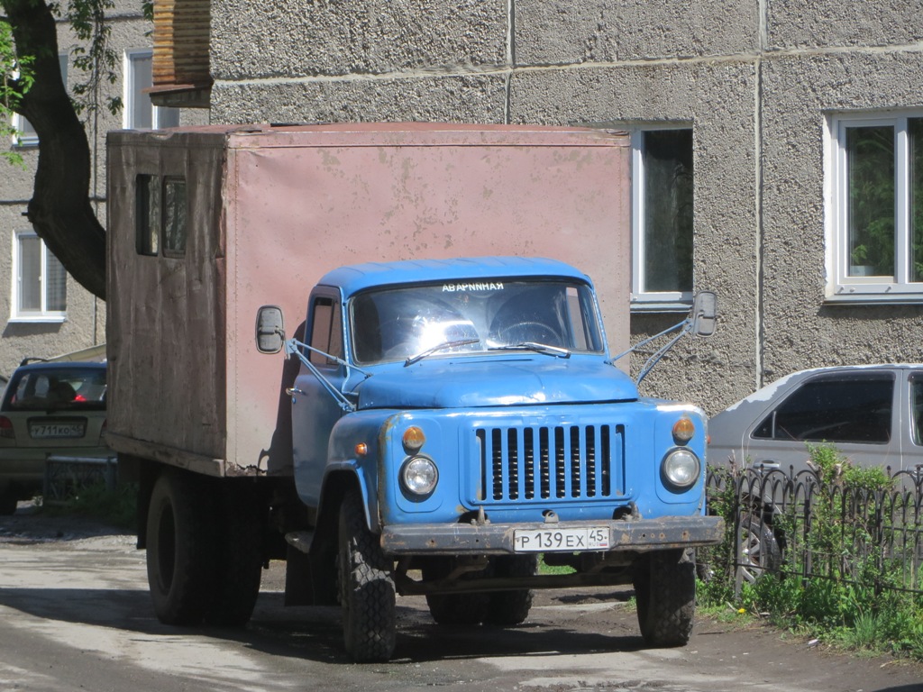 Автомастерская на шасси ГАЗ-53-19 #Р 139 ЕХ 45. Курган, улица Гоголя