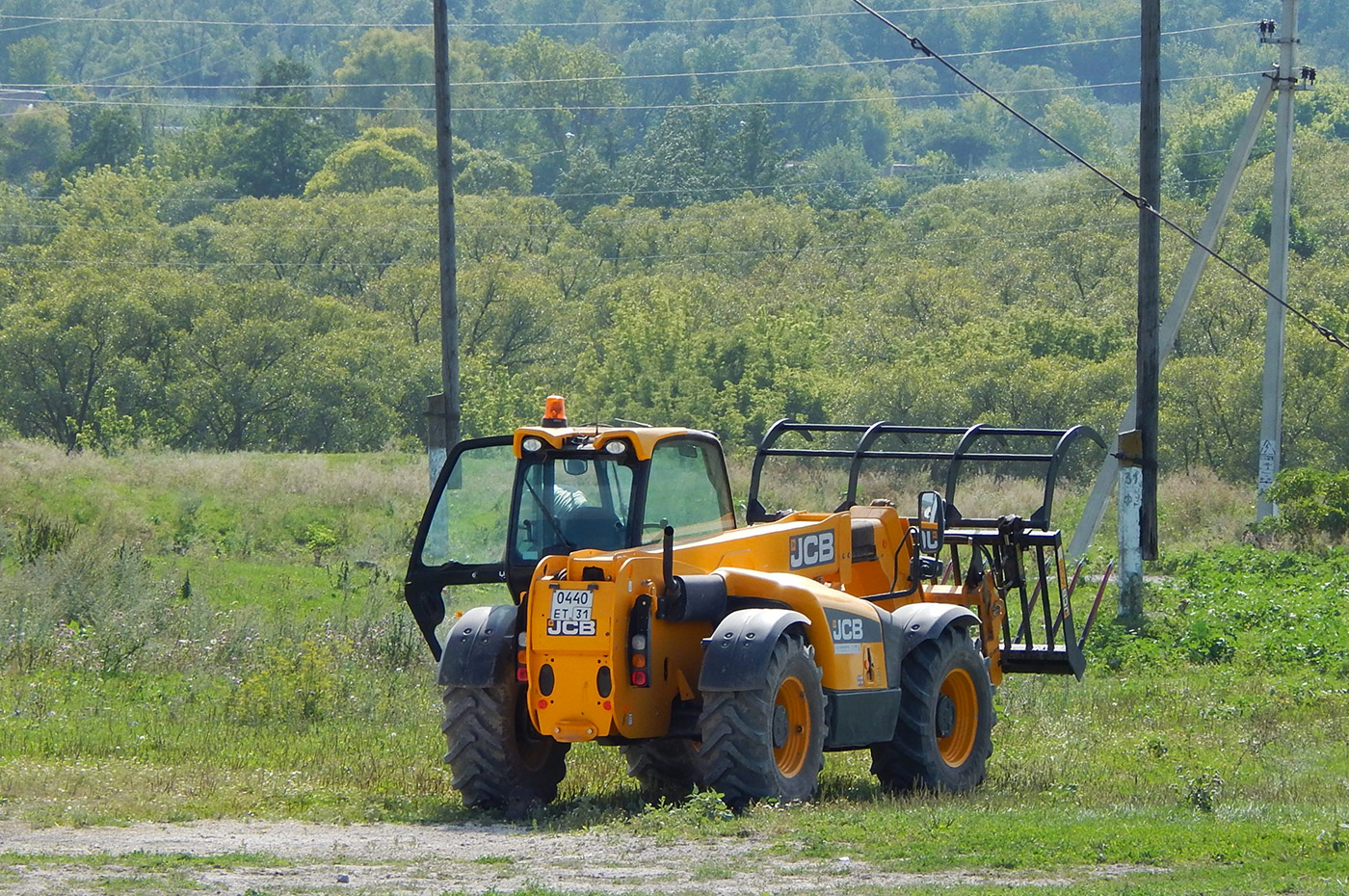 Телескопический погрузчик JCB 540-140 # 0440 ЕТ 31. Белгородская область, Алексеевский район, с. Варваровка