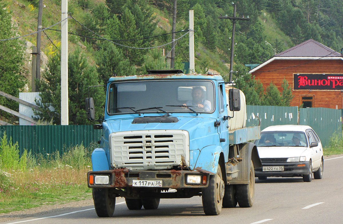Автоцистерна Г6-ОПА-4,9 на шасси ЗиЛ-433362 #К 117 РА 38. Иркутская область, Листвянка, улица Горького