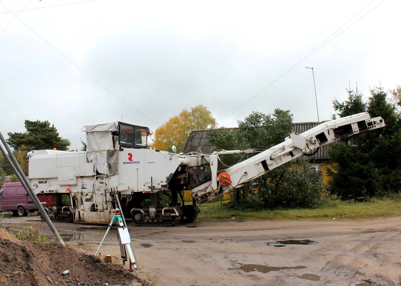 Дорожная фреза Roadtec. Псков, Ленинградское шоссе