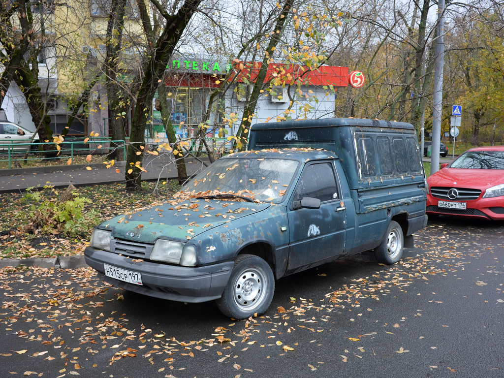 Фургон ИЖ-2717 #Н 515 СР 197. Москва, улица Космонавтов 