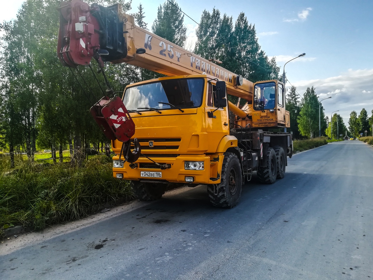 Автокран КС-55713-5 "Галичанин" на шасси КамАЗ-43118 #У 342 ВЕ 186. Архангельская обасть, Мирный