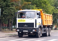 Самосвал МАЗ-5516Х5-480-050 #С 664 КТ 60. Псков, Инженерная улица