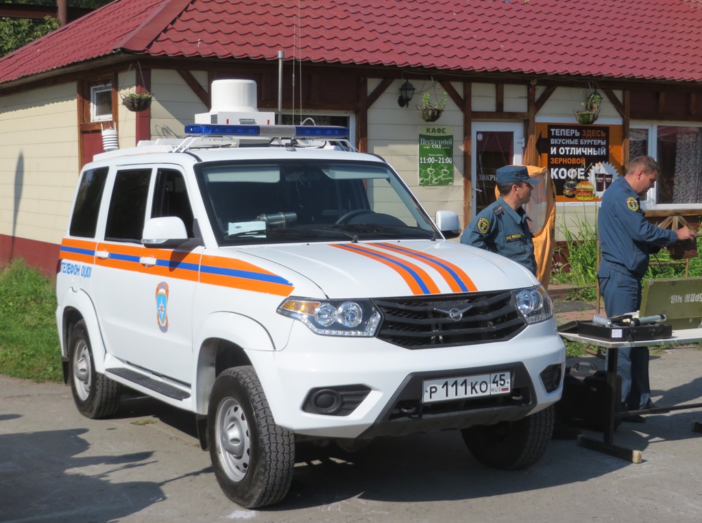 Автомобиль МЧС РФ УАЗ-3163 #Р 111 КО 45. Курган, ЦПКиО