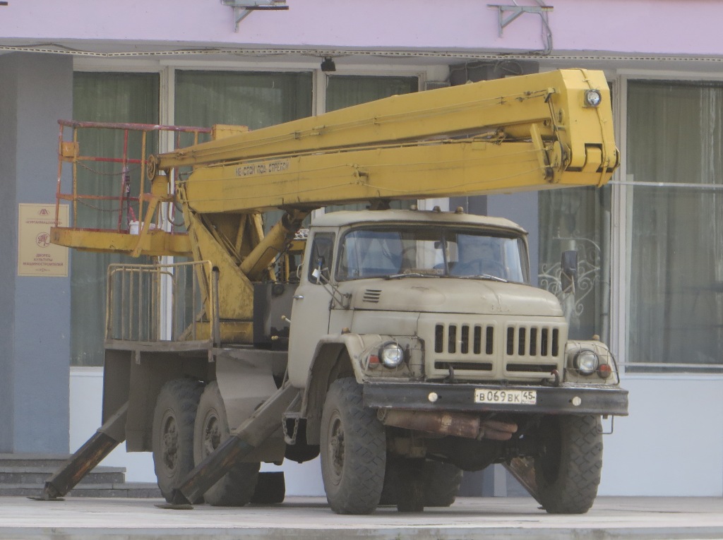 Автоподъёмник ВС-22-04 на шасси ЗиЛ-131 #В 069 ВК 45. Курган, улица Карла Маркса