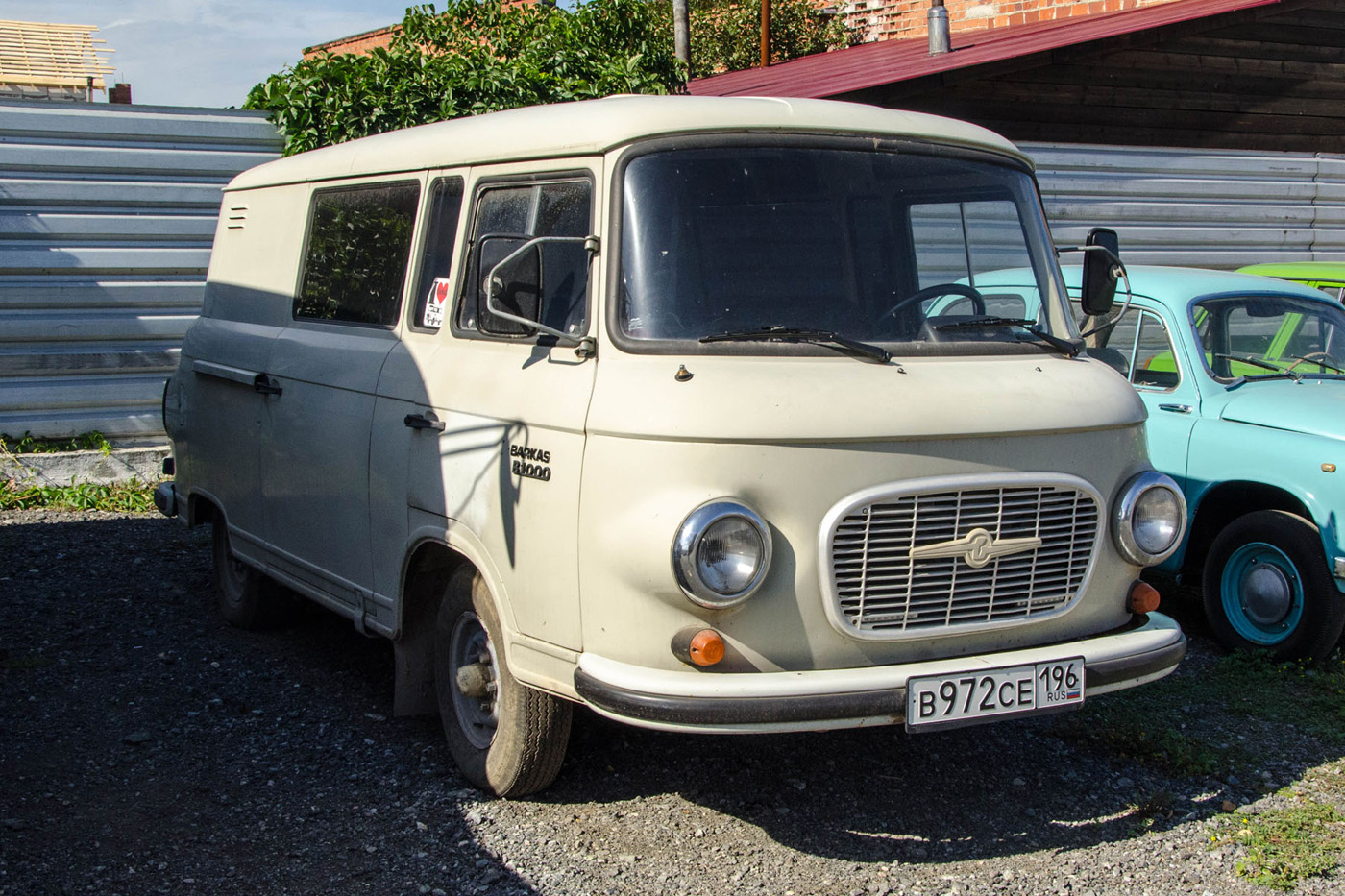 Цельнометаллический фургон Barkas B1000 #В 972 СЕ 196. Екатеринбург, Авиационная улица