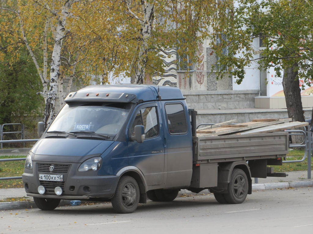 Бортовой грузовик 2834ВF на шасси ГАЗ-33023 "Газель" #А 100 КХ 45. Курган, улица Карла Маркса