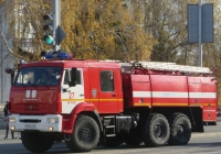 Пожарная автоцистерна АЦ-8,0-70(43118) на шасси КамАЗ-43118 #М 009 КО 45. Курган, улица Ленина