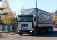 Седельный тягач Volvo F12 #А 674 ЕТ 60. Псков, Индустриальная улица