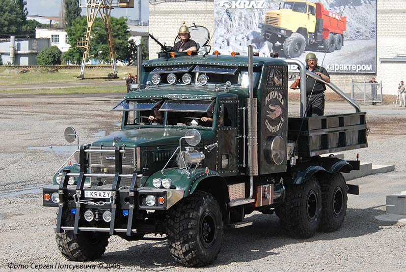 Грузовик КрАЗ-255Б1 "Крокодил". . Полтавская область, Кременчуг. Демонстрационно -испытательный полигон КрАЗ.