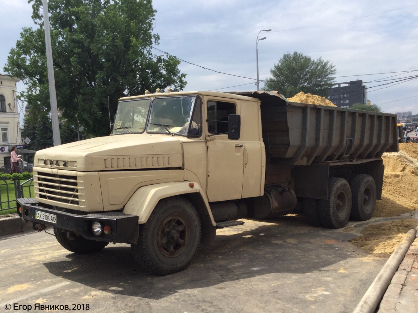 Удлинённый самосвальный кузов от КрАЗ-6510 на шасси КрАЗ-250, #АХ5106АО. Харьковская область, г. Харьков, Бурсацкий спуск 