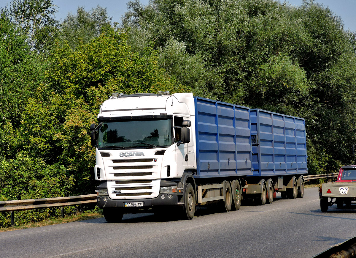 Бортовой грузовик Scania R420 #АА 0843 МО. Харьковская область, г. Чугуев, автотрасса М-03
