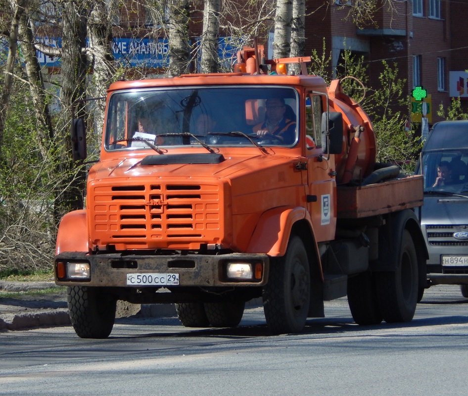 Илососная машина КО-510 на шасси ЗиЛ-433362. № С 500 СС 29. Архангельская область, Архангельск, проспект Обводный Канал