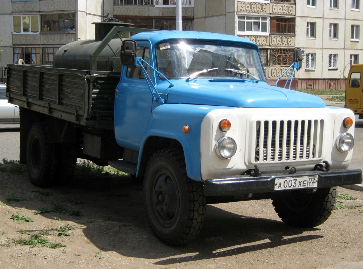 Автомобиль ГАЗ-53-12. Башкортостан, г. Уфа, улица Юрия Гагарина