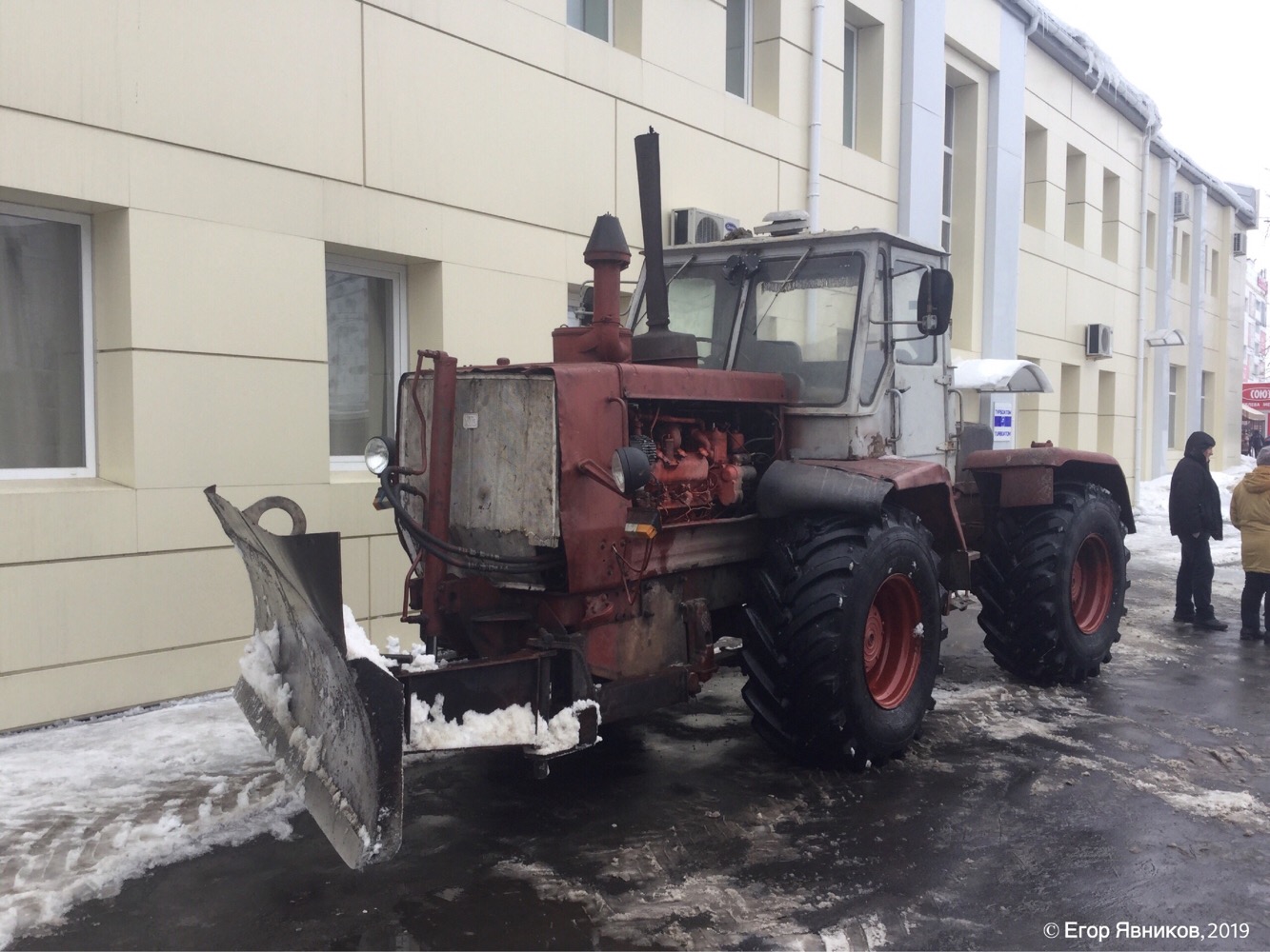  Трактор Т-150К. Харьковская область, г. Харьков, Московский проспект