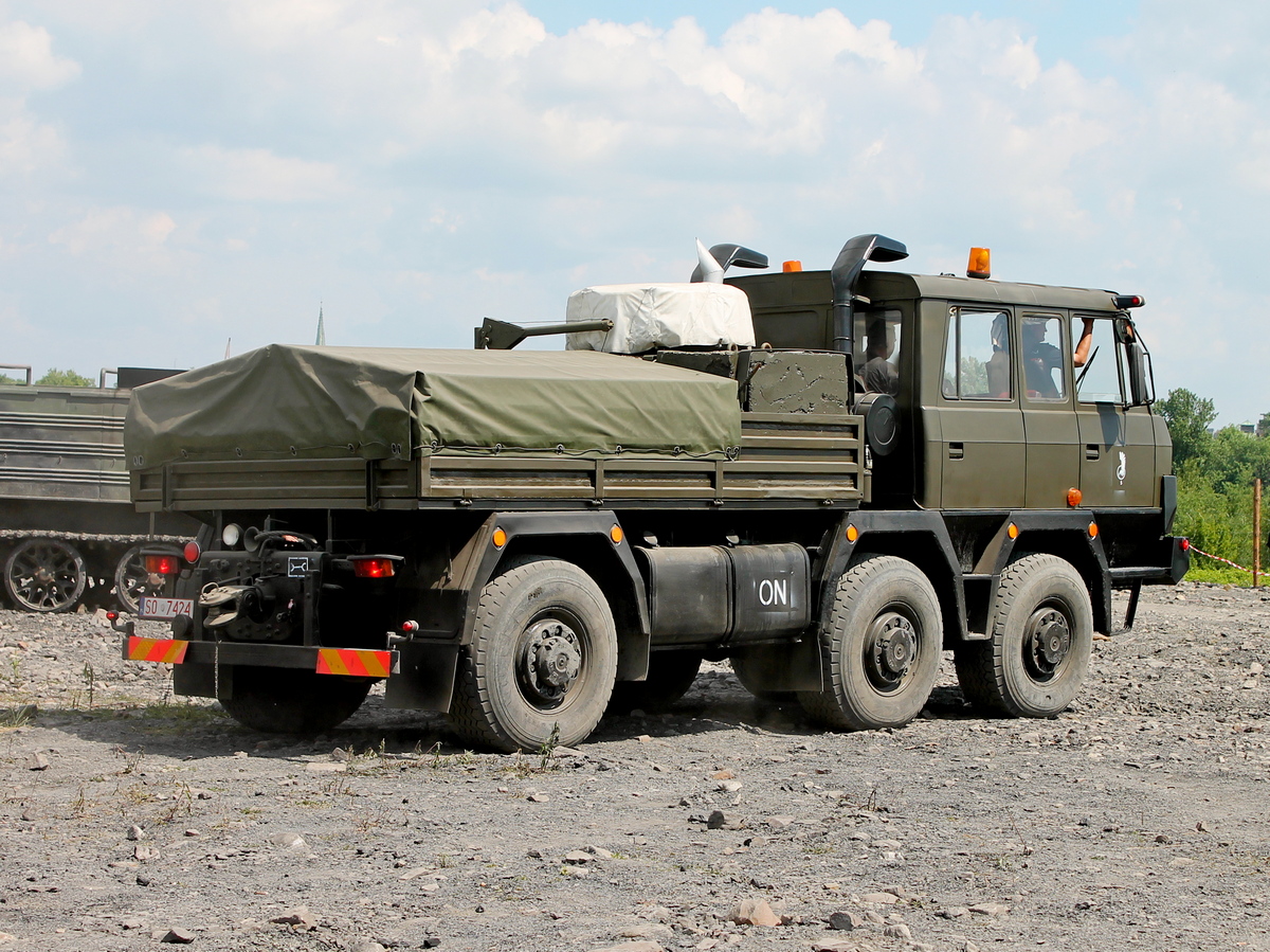 Балластный тягач Tatra 815 6x6 TP. ul. Zabrzańska, Бытом, Польша