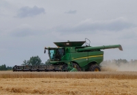 Зерноуборочный комбайн John Deere S680I, #16106АХ. Харьковская область, улица Вяловская