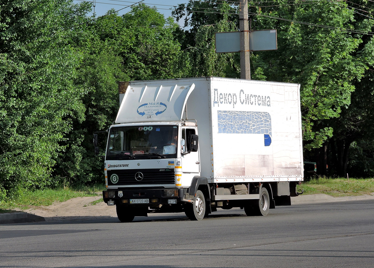 Фургон на шасси Mercedes-Benz 811 Ecopower  #АХ 0720 АВ. Харьковская область, г. Чугуев, автотрасса М-03