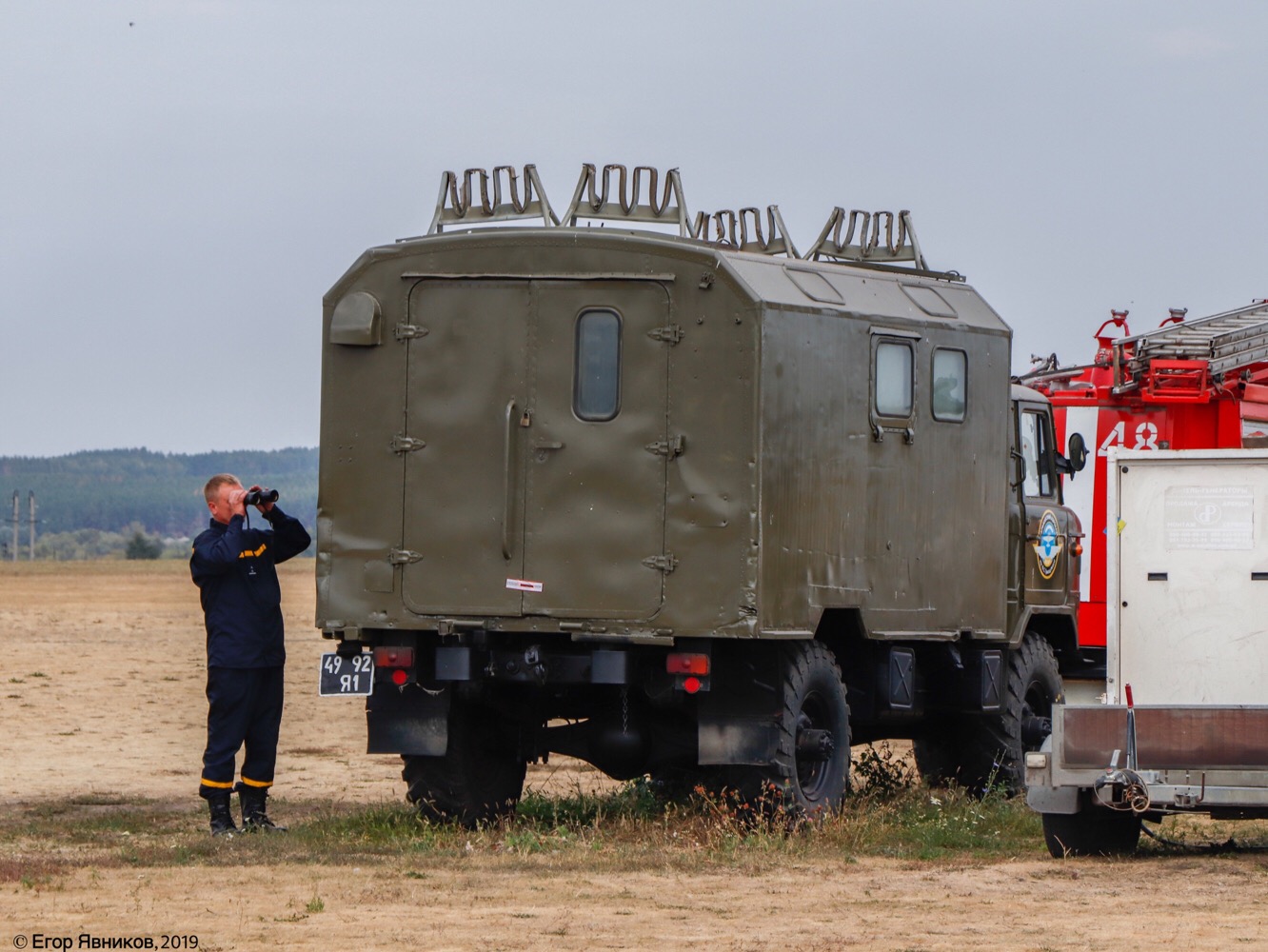 Автомобиль аэродромной аварийно-спасательной команды на шасси ГАЗ-66, #4992Я1. Харьковская область, аэродром «Коротич» 