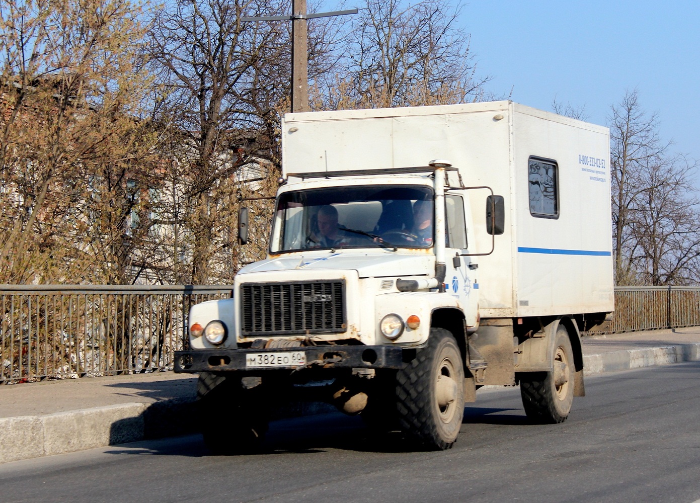Мастерская Промавто 47953-0000010-31 на шасси ГАЗ-33081 Садко #М 382 ЕО 60. Псков, Крестовское шоссе