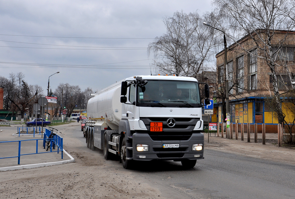 Седельный тягач Mercedes-Benz Axor 1840LS #АА 0264 МА. Харьковская область, г. Мерефа, Днепропетровская улица
