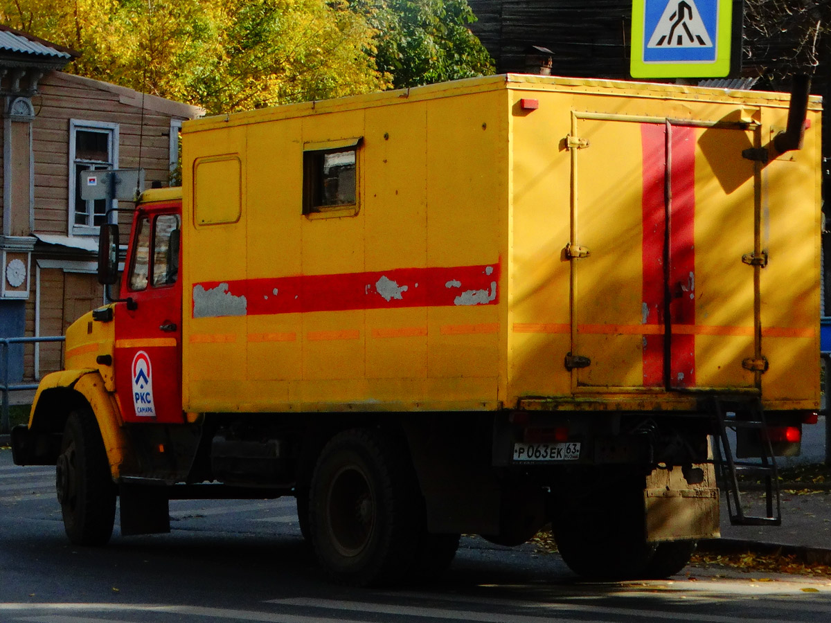 ЗиЛ-4333 #Р063ЕК63. г. Самара, Самарская улица/Улица Маяковского