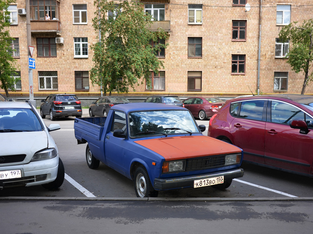 ИЖ 27175-030 #К 813 ВО 150 . Москва, улица Кибальчича 