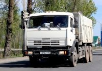 Самосвал 689967 на шасси КамАЗ-65115 #Х 345 КТ 60. Псков, Крестовское шоссе
