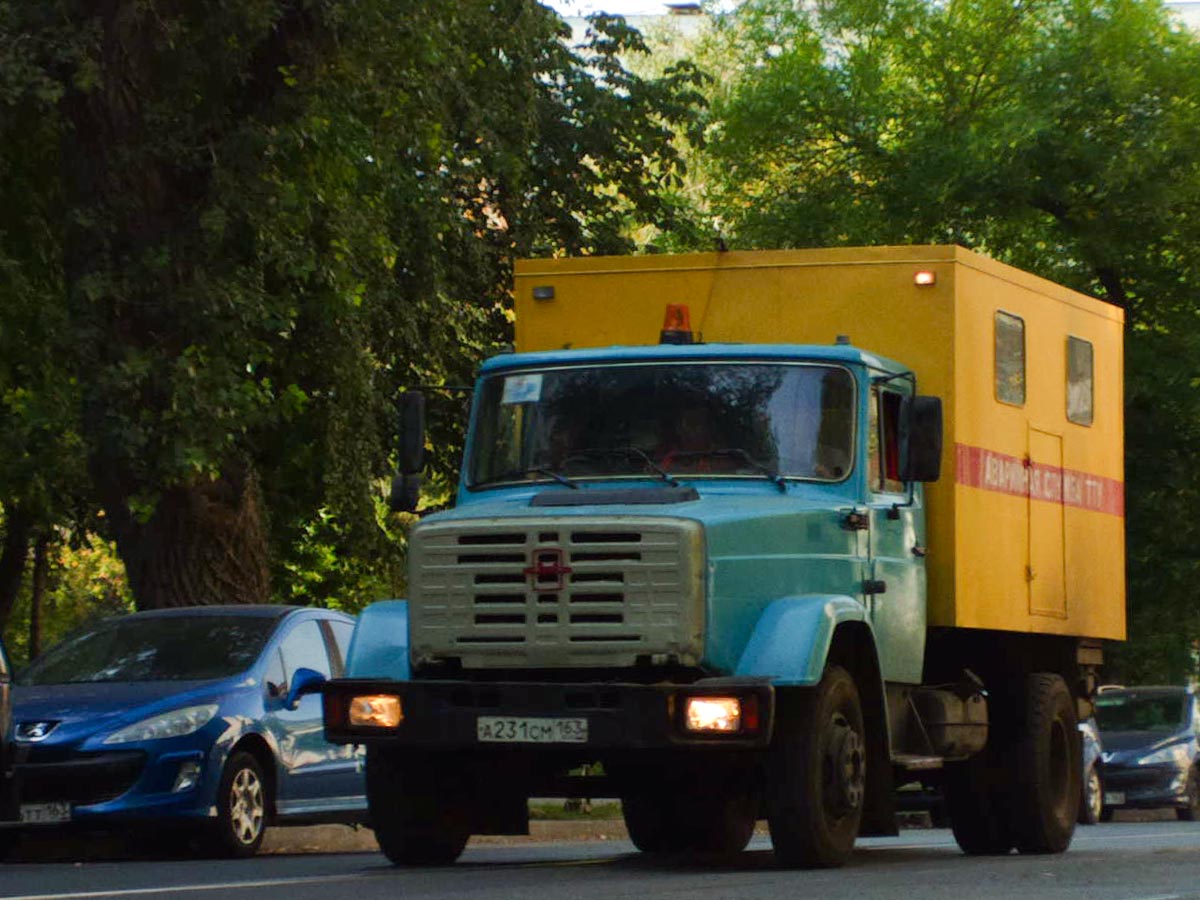 ЗиЛ-4333 #А231СМ163. Самара, Клиническая улица