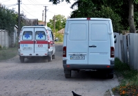 АСМП ГАЗ-2217 Соболь #АХ 1411 АТ и грузовой фургон Mercedes-Benz Sprinter #АХ 6454 ВС . Харьковская область, г. Харьков, Ферганская улица