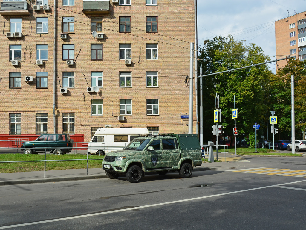 УАЗ Пикап №С 706 КА 799. Москва, Песчаная улица  