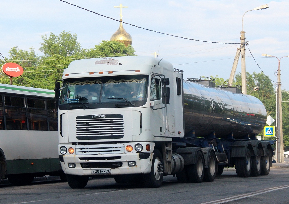 Седельный тягач Freightliner Argosy #У 001 МХ 78. Псков, Крестовское шоссе