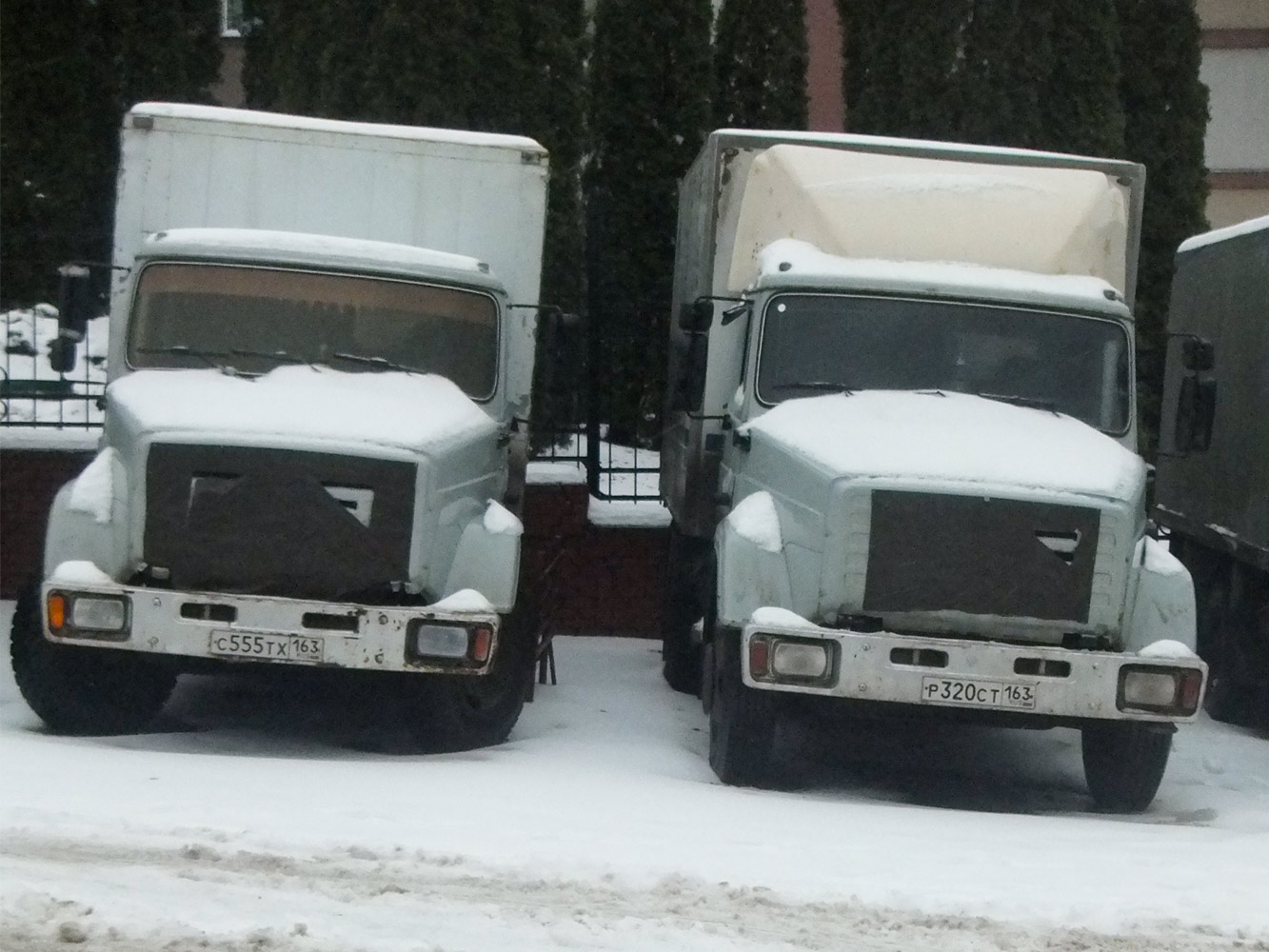 ЗиЛ-4333 #С 555 ТХ 163, ЗиЛ-4333 #Р 320 СТ 163. Самара, Ульяновский спуск