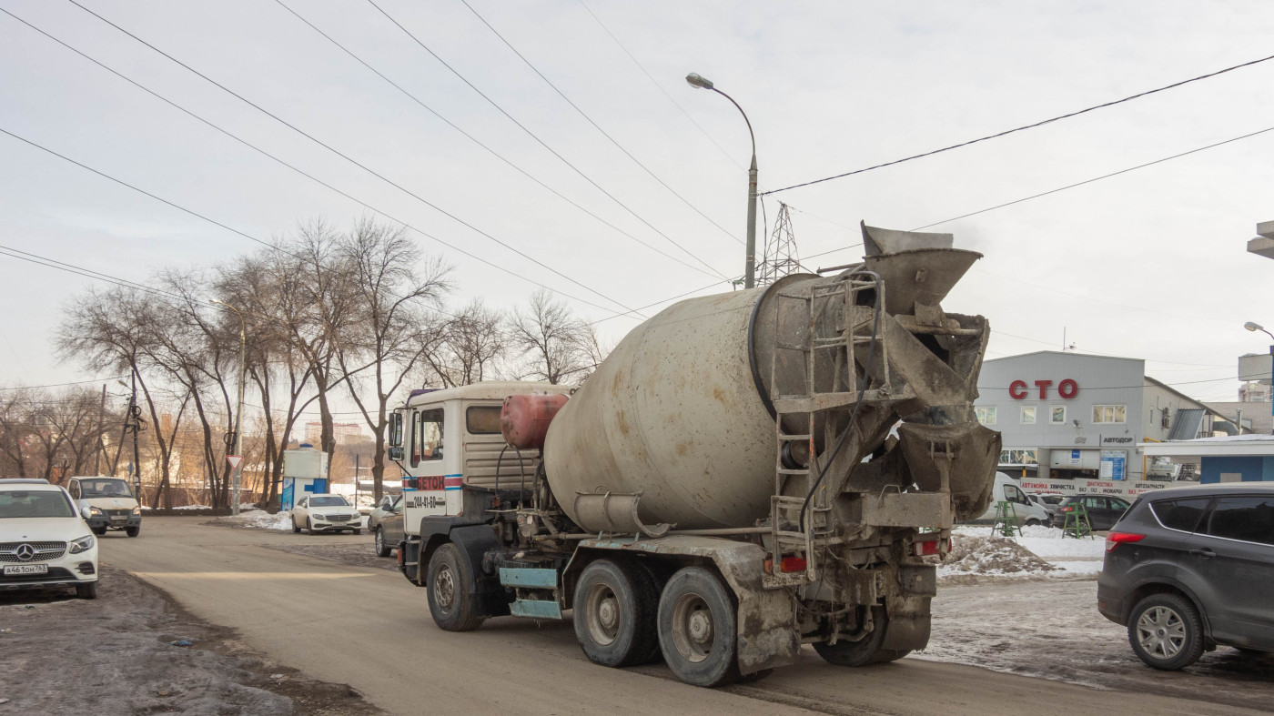 миксер на шасси MAN* #Р638ОА163. г. Самара, ул. Липецкая