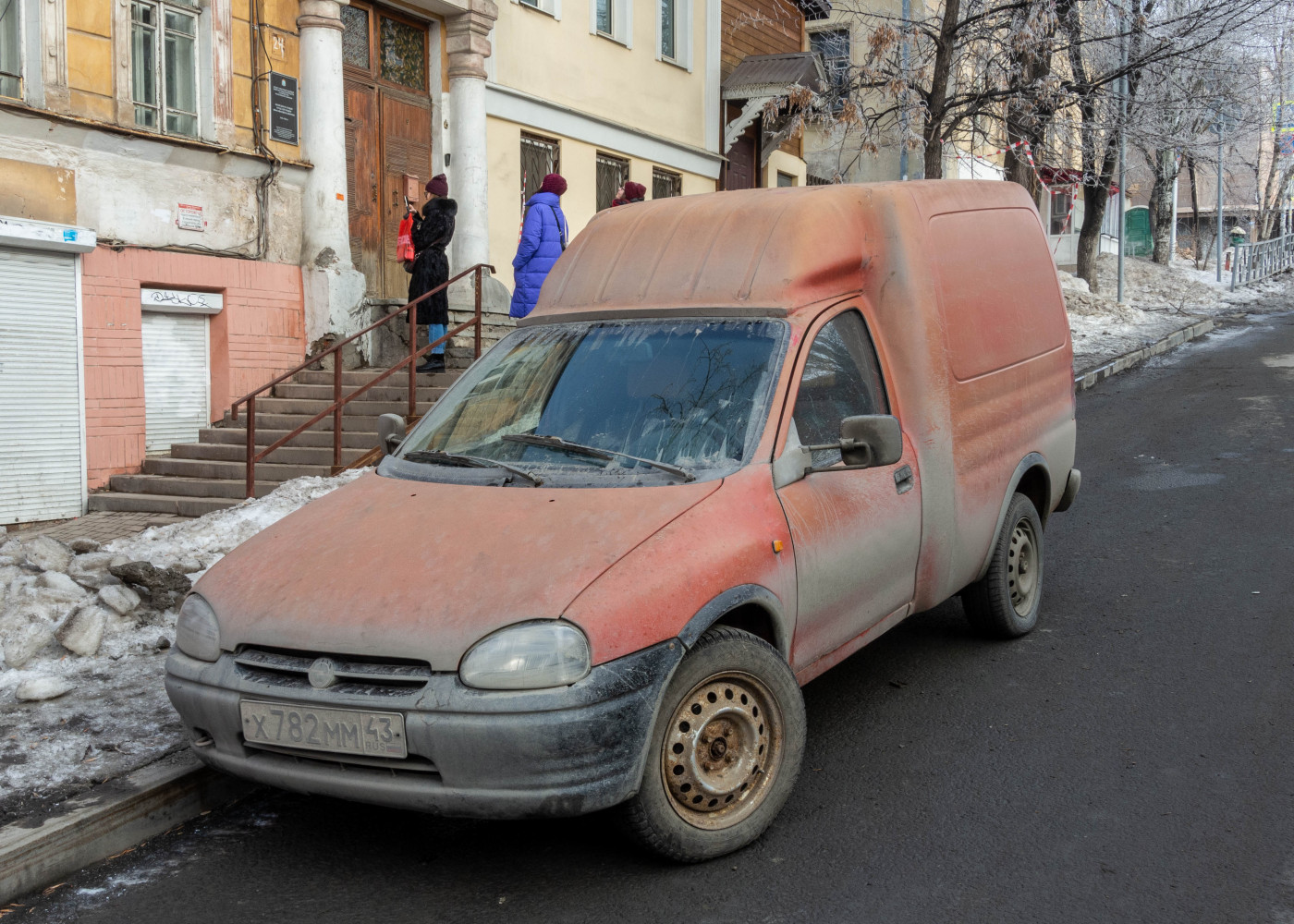 Opel Combo B1.7 #Х782ММ43. г. Самара, ул. Венцека