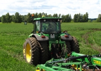 Трактор John Deere 8430. Алтайский край, Павловский район, в окрестностях посёлка Прутской