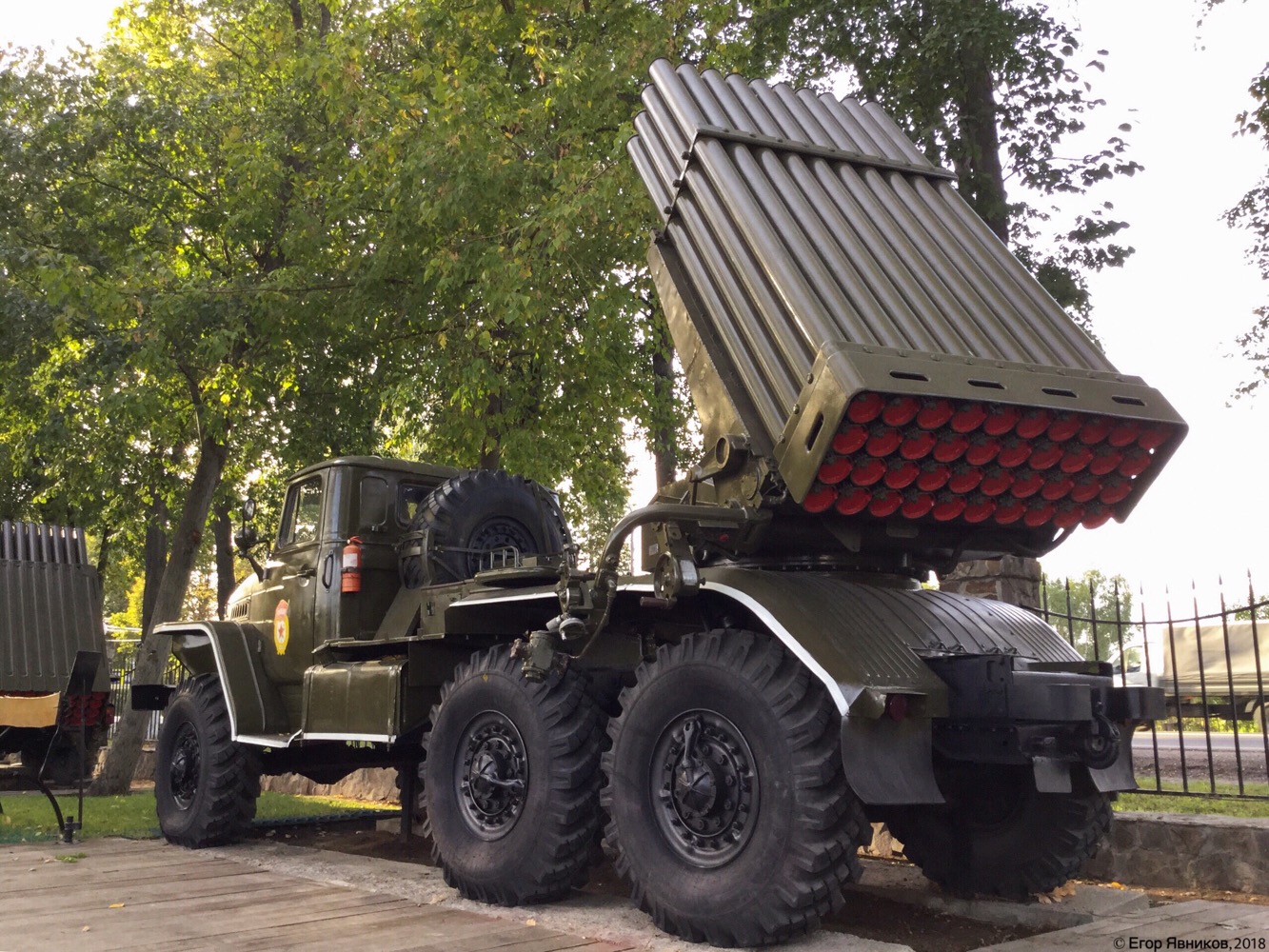 РСЗО БМ-21 «Град» на шасси Урал-375Д.. Московская область, Красногорский район, Музей техники Вадима Задорожного