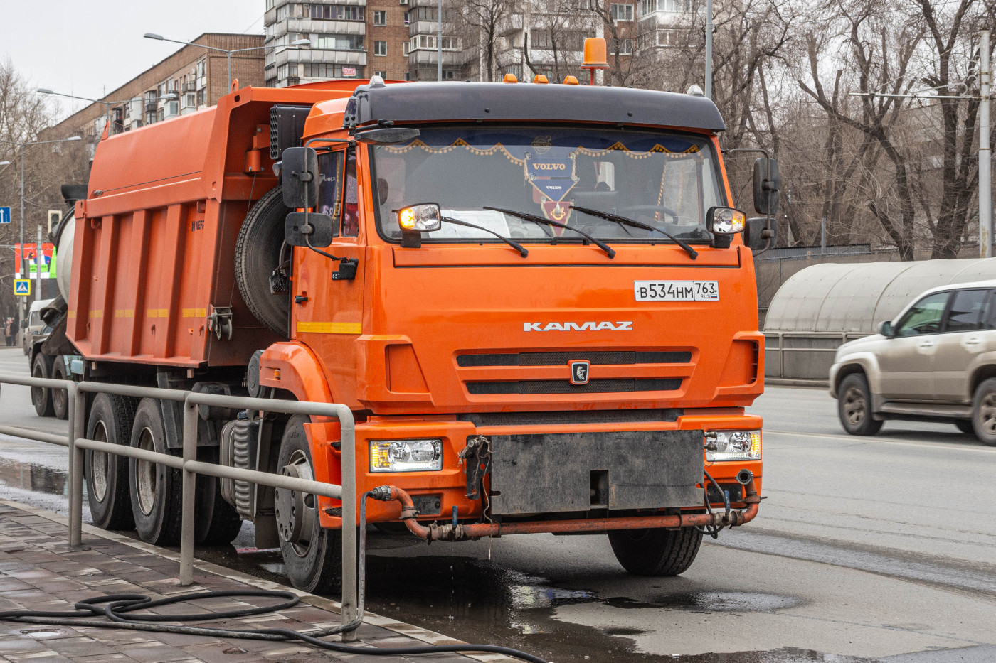 самосвал на шасси КамАЗ-65115 #В534НМ763. г. Самара, ул. Ново-Садовая